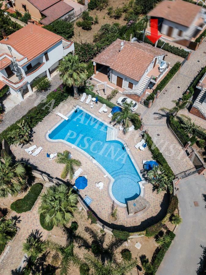 Mansarda Con Vista Piscina Villa Campofelice Di Roccella Eksteriør bilde